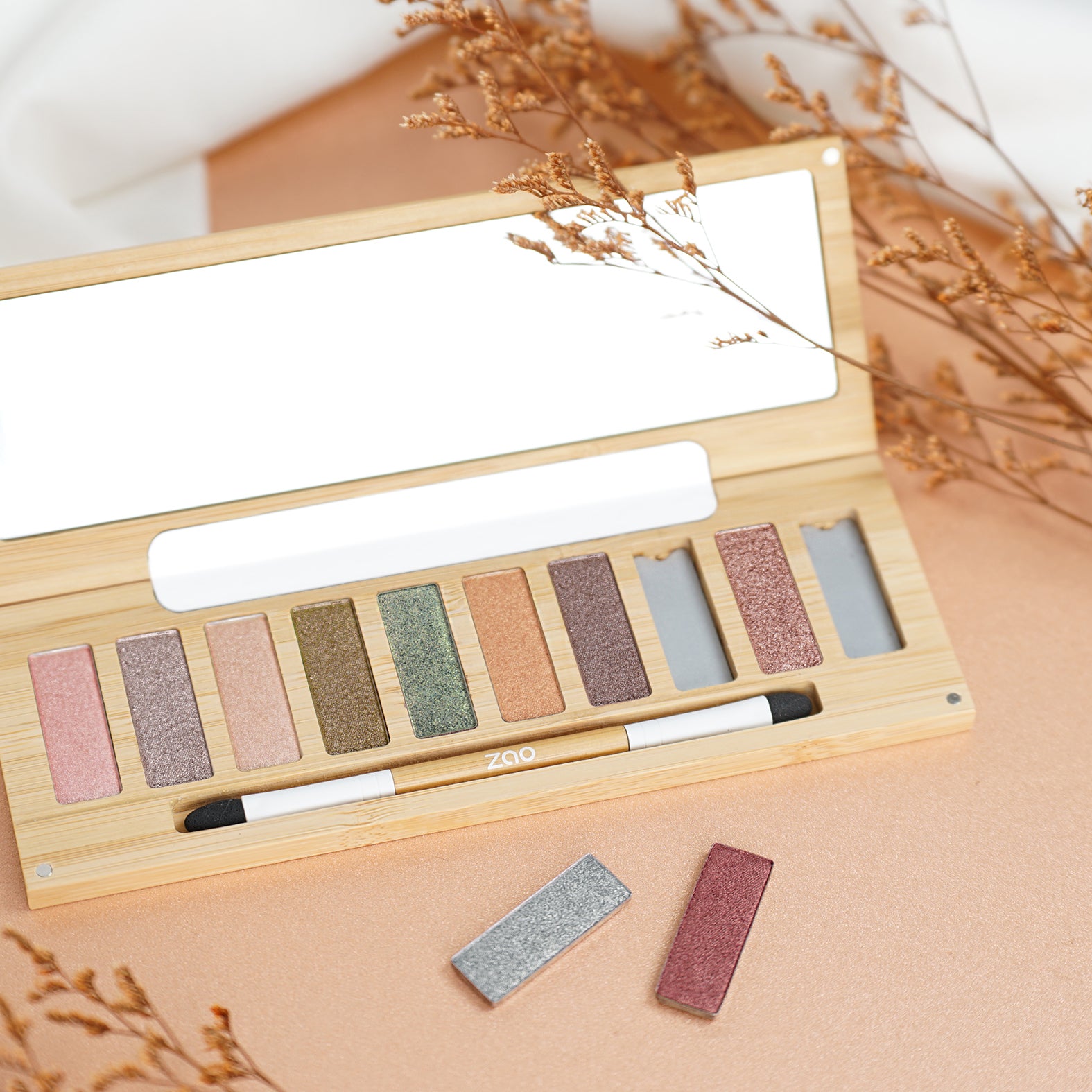 流光閃爍10色礦物眼影盤 Eyeshadow Palette Ultra Shiny